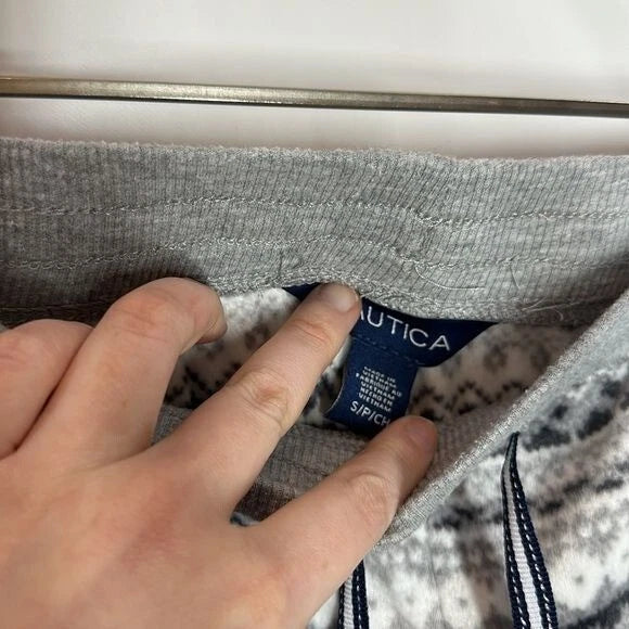 Nautica | Women’s S Small Grey Velour PJ Set