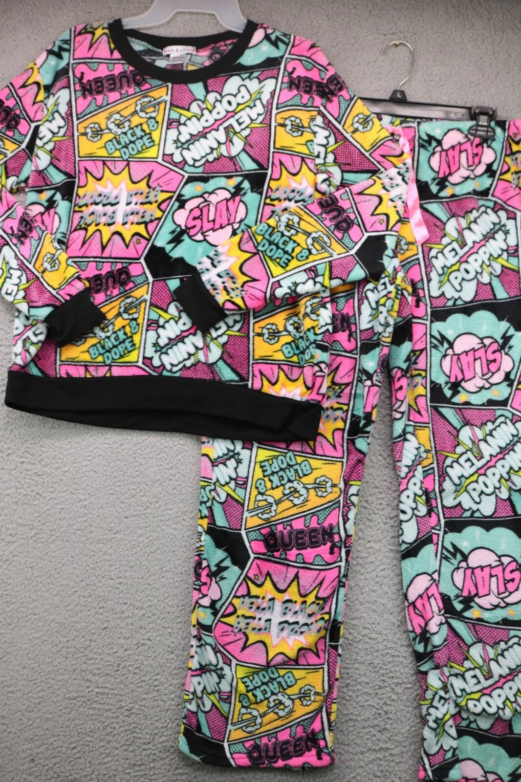 Elm & Alfie Women's Flannel Pajama Set-Large-100% Polyester-Rare