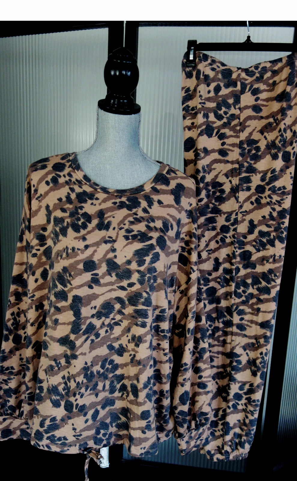 CAMO BLU Women's SIZE 2X Pajama Set L/S Brown Camo NWT $75