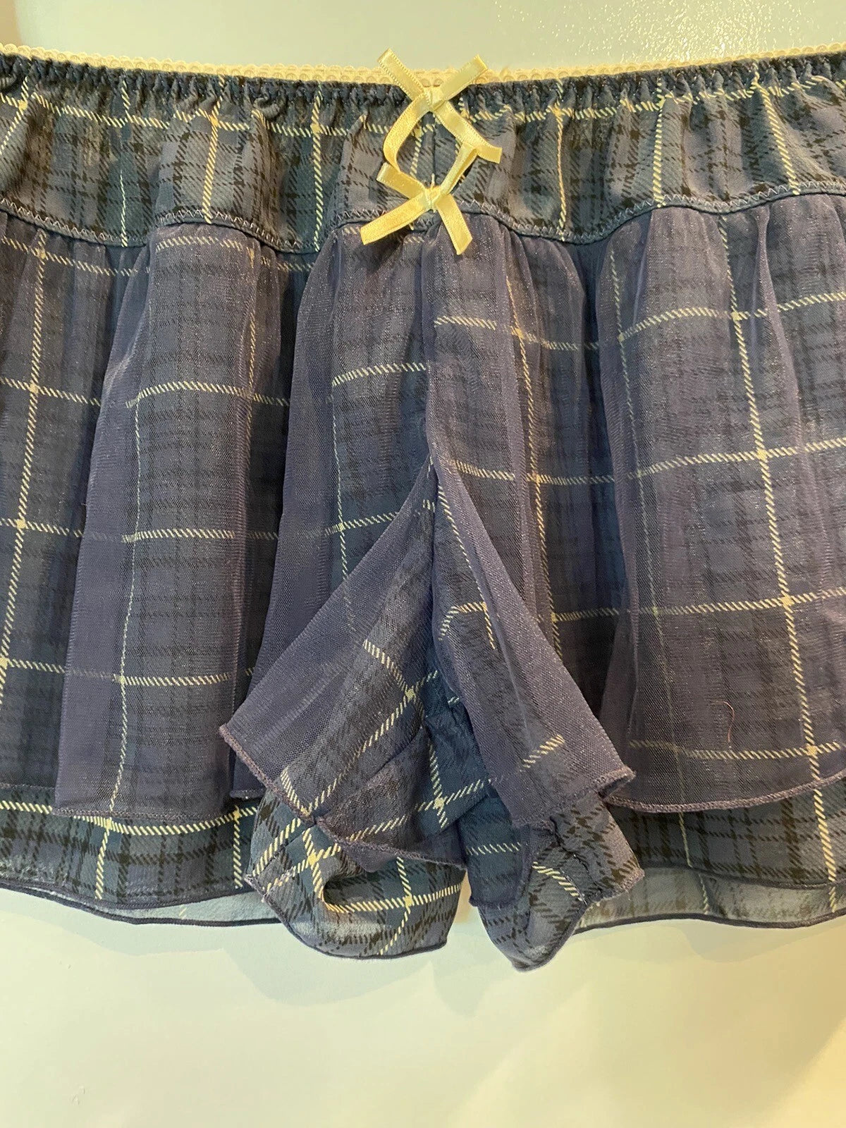Teddy, women’s 2pc nightie set, Size M runs small, Lacy green plaid