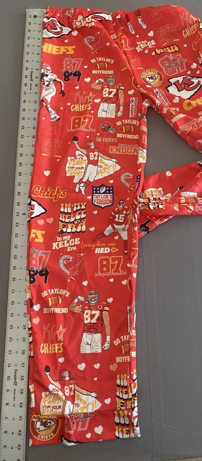 Pajamas Womens Medium Red Taylor And Kelce Pjs Button Up 2 Piece