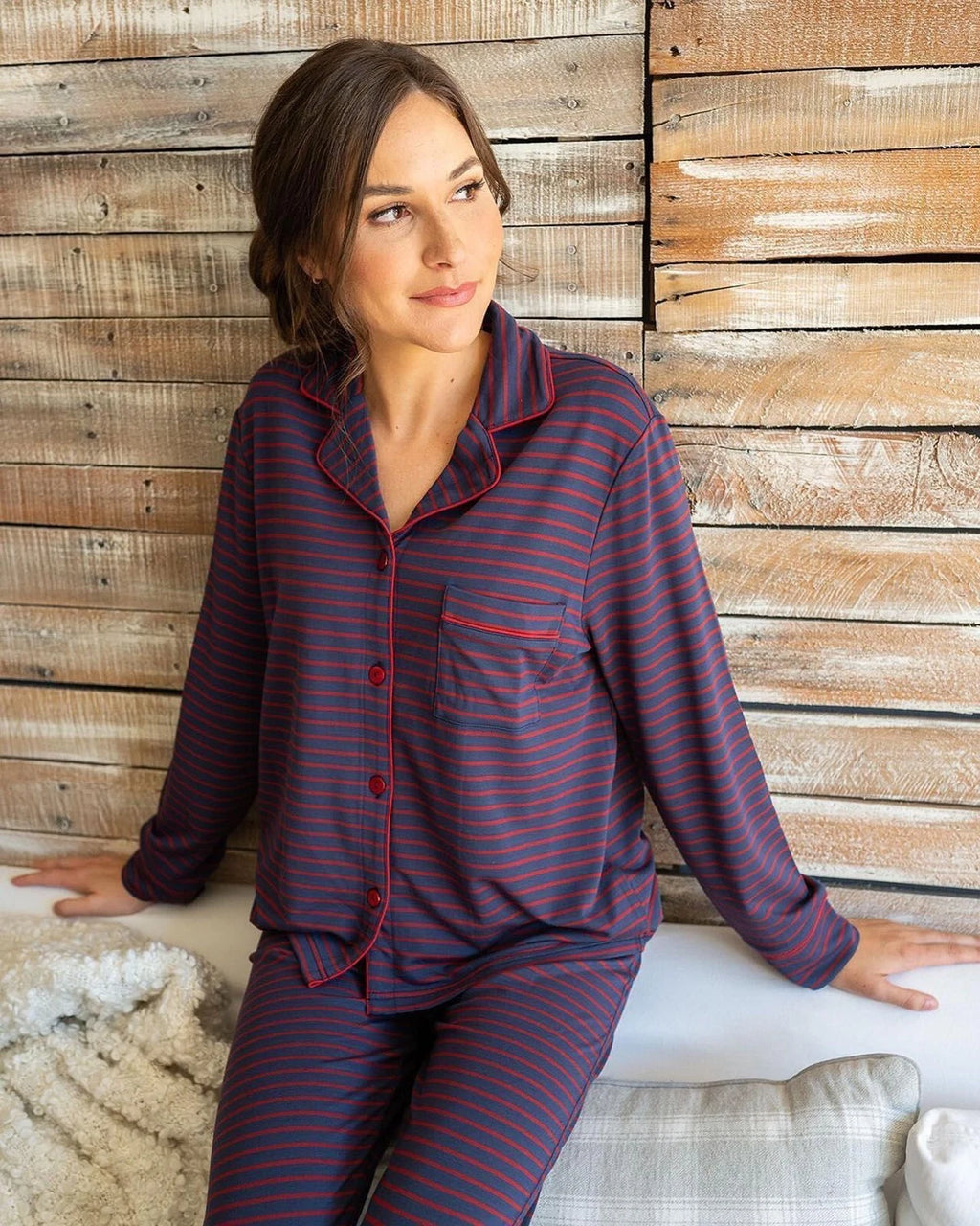 NWT Size XS Evy's Tree Loungers Pajamas in Navy and Red Stripe