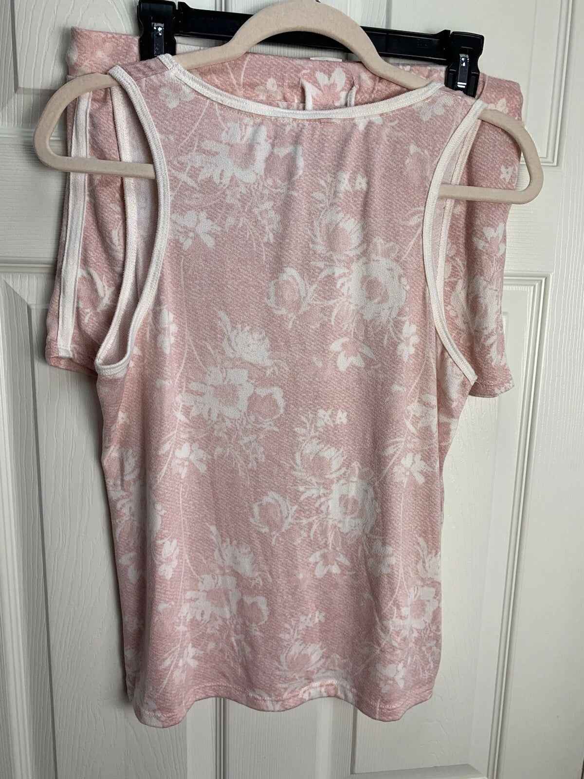 Lucky Brand M Pink Ivory Floral Print Soft Tank Top Shorts 2 Pc Pj Pajama Set