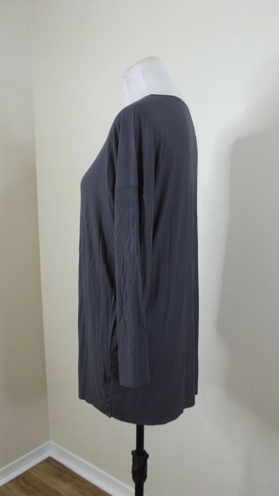 AFLOWYII Womens Super Comfy LOUNGING PAJAMAS - Size MEDIUM - GRAY Lightweight