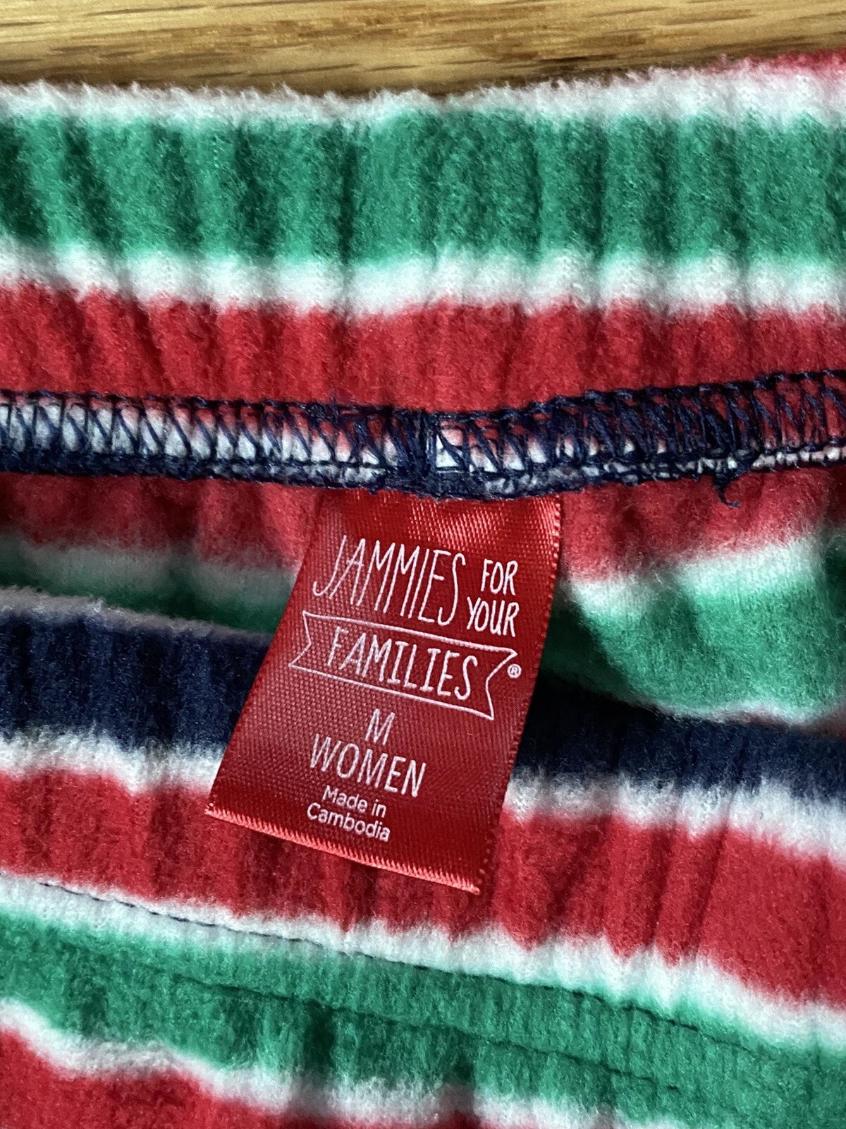 NWT Jammies For Your Family “ Happy Holidays” Women M