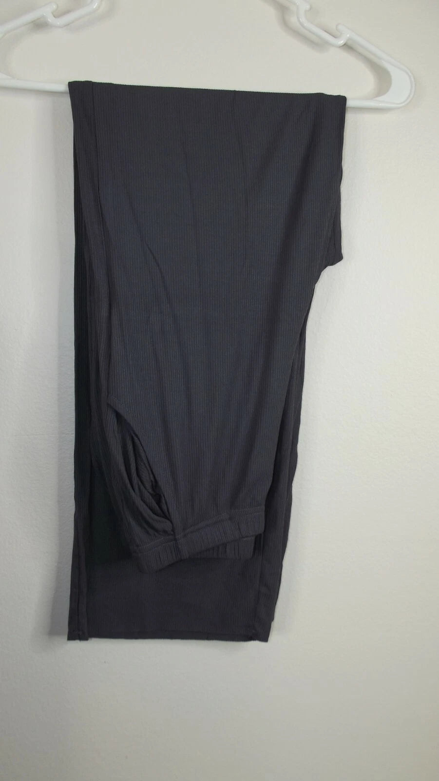 AFLOWYII Womens Super Comfy LOUNGING PAJAMAS - Size MEDIUM - GRAY Lightweight