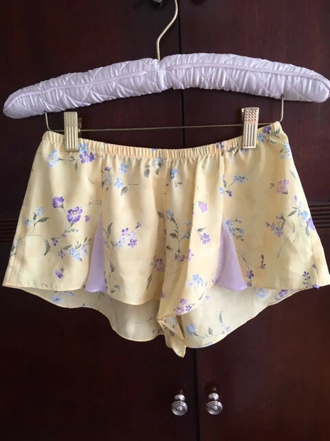 Flash By Flora Sleep Tank Shorts Pajama Set, Yellow Flower, Petite, NWOT