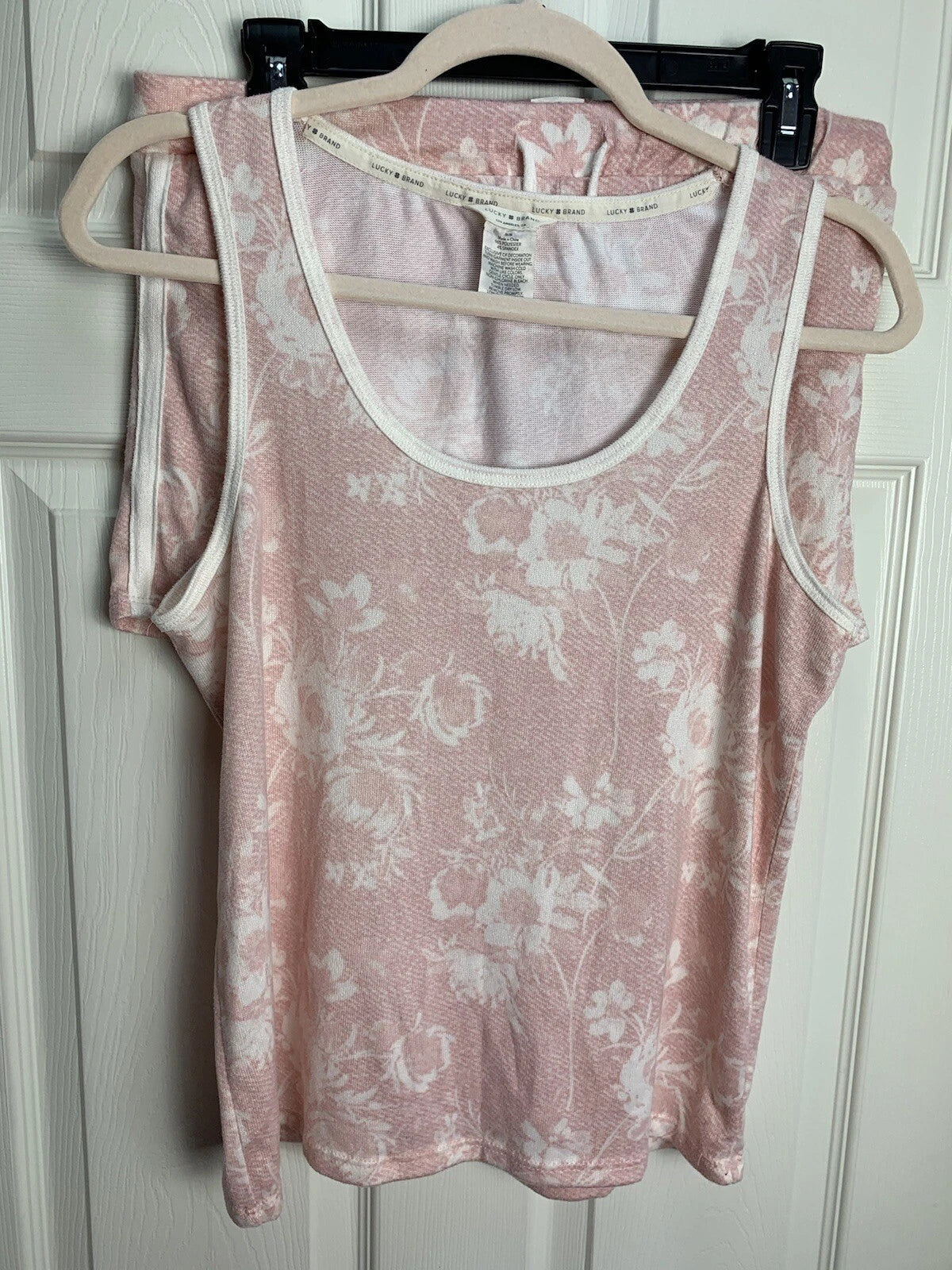 Lucky Brand M Pink Ivory Floral Print Soft Tank Top Shorts 2 Pc Pj Pajama Set