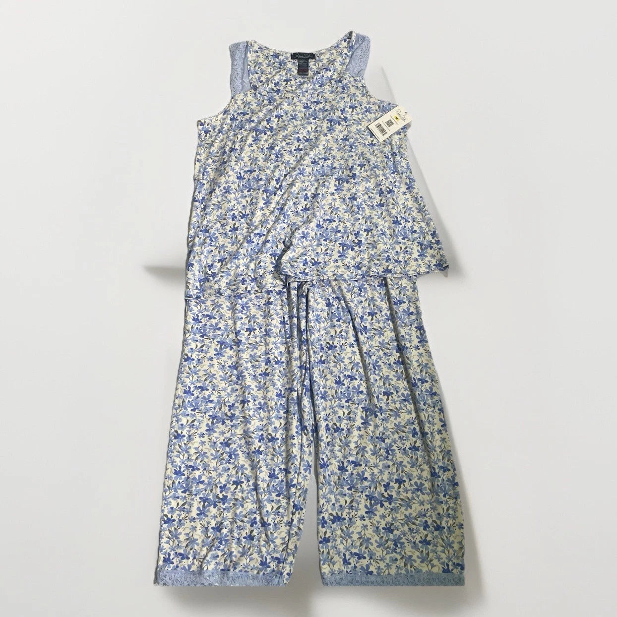 NWT Rene Rolfe 2 Piece Pajama Set Women M Sleeveless Tank W/ Capri’s Blue Floral