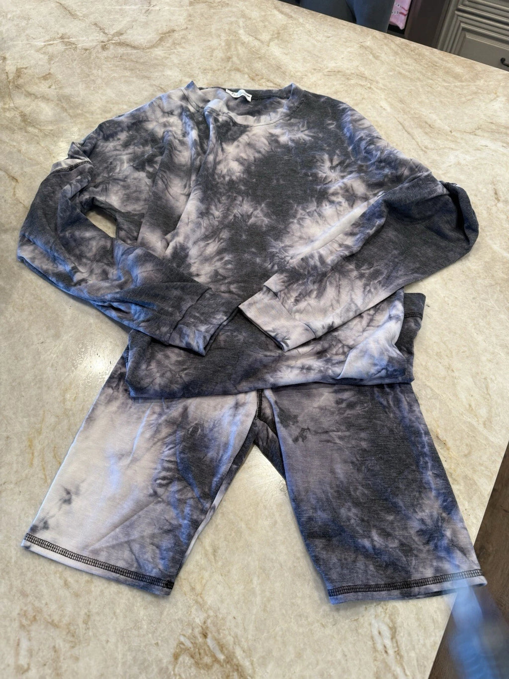 Valentine’s Day Special! Women’s Cozy Lounge Sets Size Small - Bundle Of 2