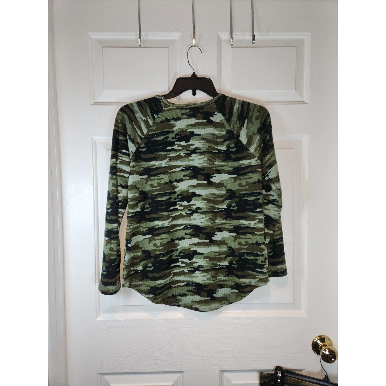Women's sz L 2 Piece Sweatshirt Loung Set by Bobbie Brooks Green Camo As Is