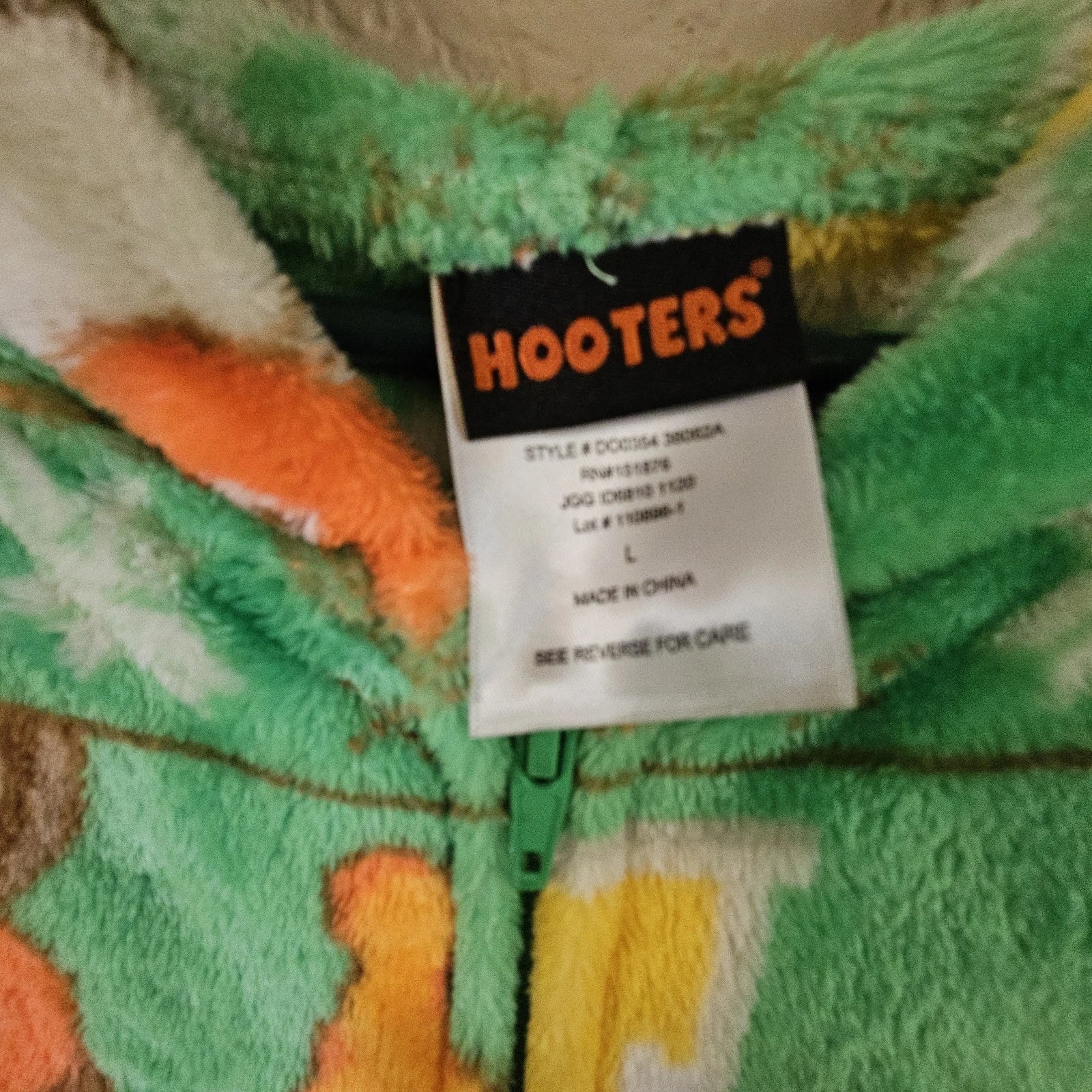 Hooters 1 Piece Pajama LG