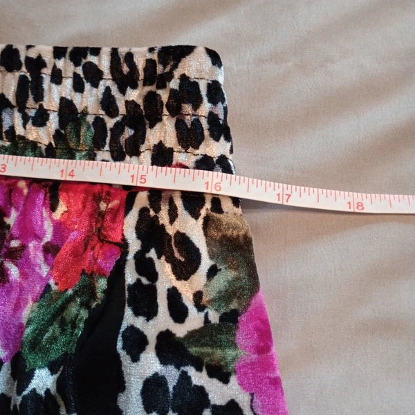 2 PC Sofia Vegara Intimates PJ Set XL (16-18) Black Pink Floral Print.