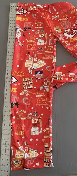 Pajamas Womens Medium Red Taylor And Kelce Pjs Button Up 2 Piece