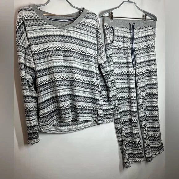 Nautica | Women’s S Small Grey Velour PJ Set