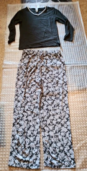 Mayfair Size Large Womans Lounge Set Polyester Soft See Description May1