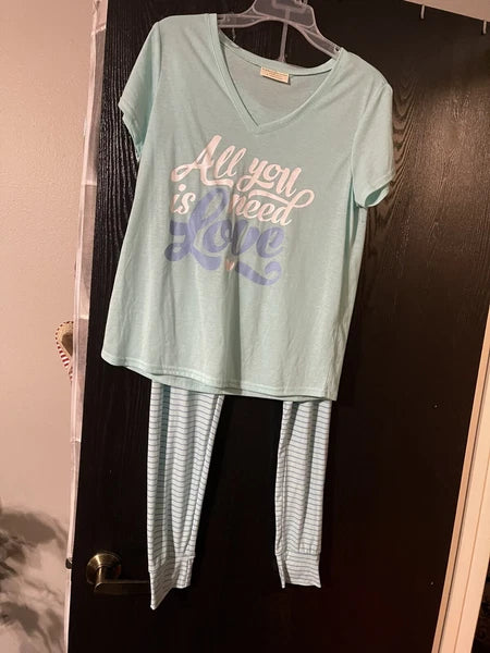 Brand New Two piece sleep set sz L , and ladies 2 pair sleep socks sz 4-11