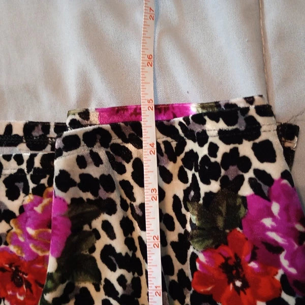 2 PC Sofia Vegara Intimates PJ Set XL (16-18) Black Pink Floral Print.