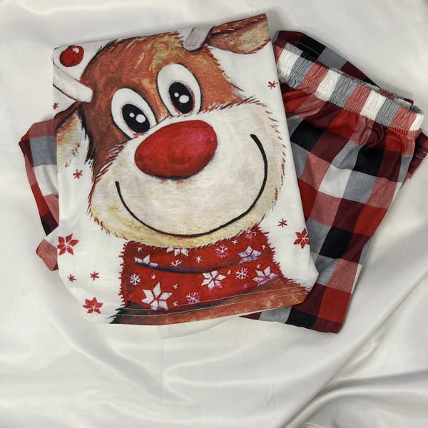 Reindeer Christmas Woman’s Pajamas Sleepwear Set New (XL)