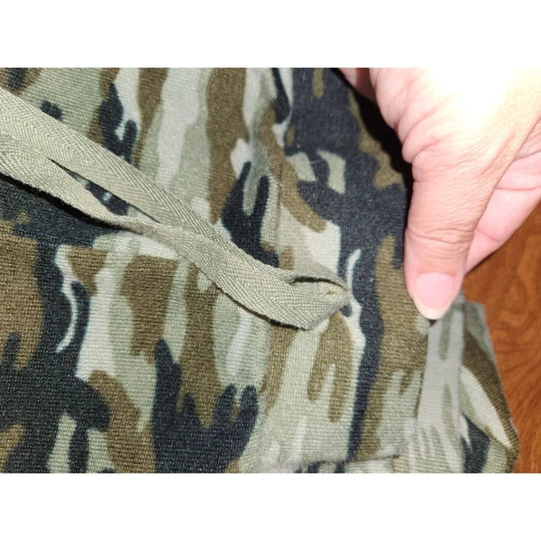 Women's sz L 2 Piece Sweatshirt Loung Set by Bobbie Brooks Green Camo As Is
