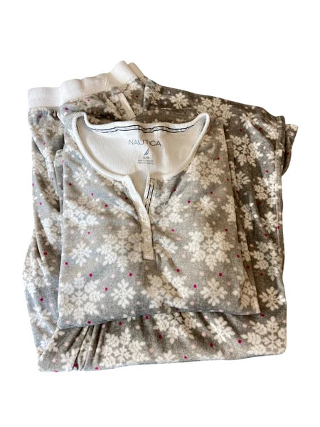 Nautica Womens Snowflake Print Pajama Set XL Gray Henley Top Elastic Waist Cozy