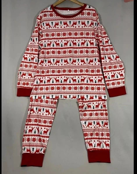 Pajama Set Women’s Large Winter Christmas Reindeer Snowflake Pine Trees Red