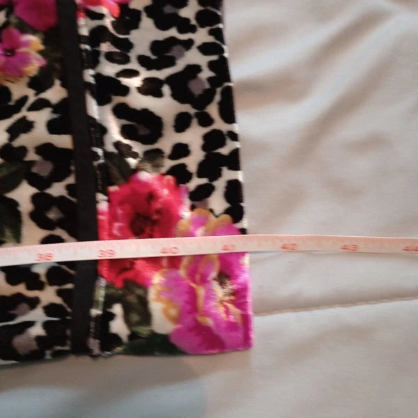 2 PC Sofia Vegara Intimates PJ Set XL (16-18) Black Pink Floral Print.